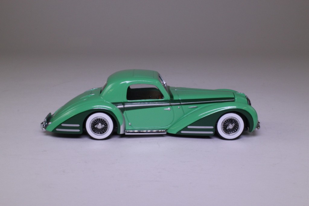 Matchbox Collectibles DY014SA; 1946 Delahaye Type 145 Coupe; Jade, Dark Green Detailing